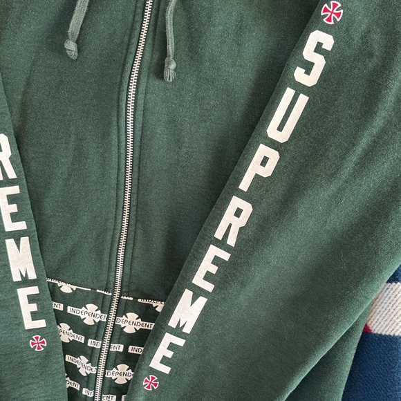 Rare Vintage 2017 Independent Truck Co Supreme Dark Green Zip-Up Hoodie - Picture 4 of 8